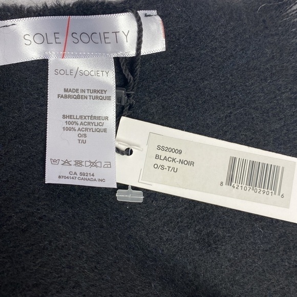 Sole Society black fringe oversized cozy scarf NWT - Picture 2 of 3